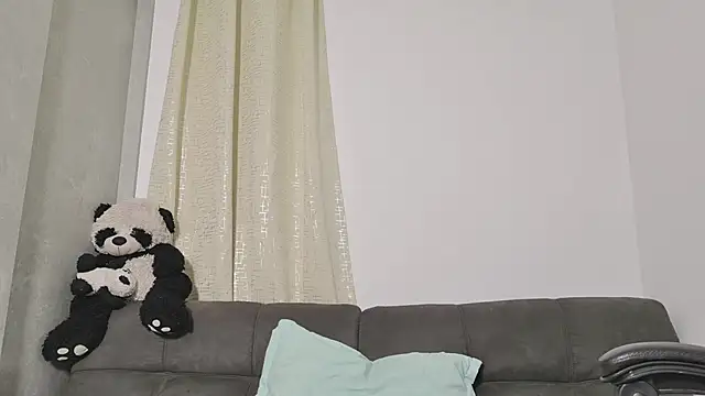 Snapshot of miss_valery2 chatting on 07/09/26, 10:52 miss valery2 online show from 07/09/26, 10:52