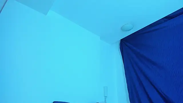 Snapshot of emiily15__ chatting on 01/08/25, 06:52 emiily15   online show from 01/08/25, 06:52