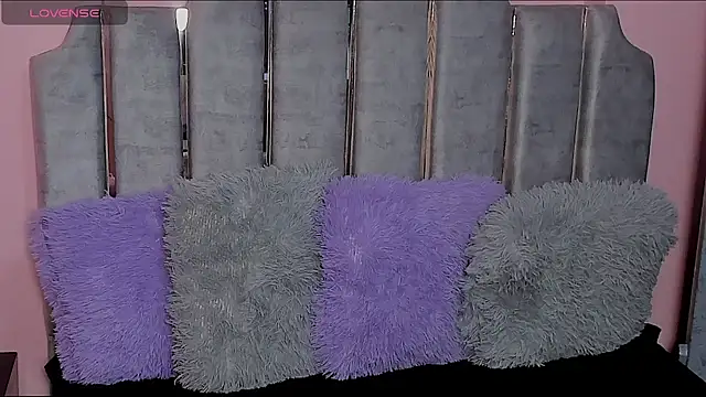 karol noa online show from 01/30/25, 03:22