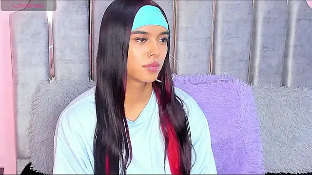 karol noa online show from 02/08/25, 06:33