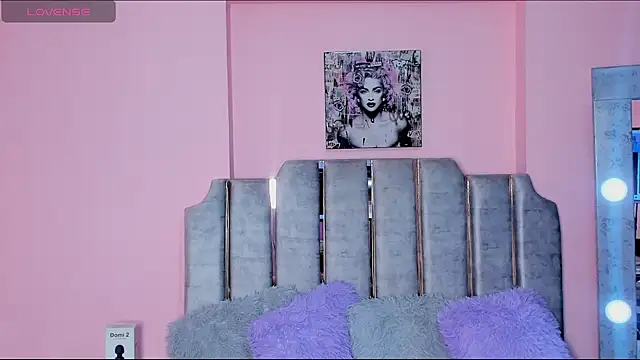 karol noa online show from 02/20/25, 03:23