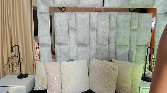 karol noa online show from 09/10/25, 11:54