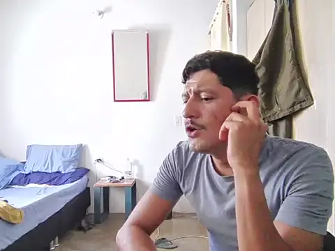 Snapshot of 2020dastan chatting on 11/08/25, 07:01 2020dastan online show from 11/08/25, 07:01