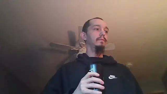 Snapshot of VanceFontaine chatting on 02/08/25, 10:19 VanceFontaine online show from 02/08/25, 10:19