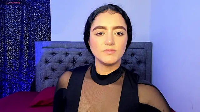 Snapshot of Adhara-zanne chatting on 04/16/26, 05:36 Adhara-zanne online show from 04/16/26, 05:36