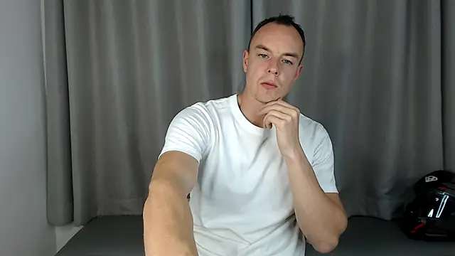 Snapshot of heilgarbest chatting on 12/05/25, 12:14 heilgarbest online show from 12/05/25, 12:14