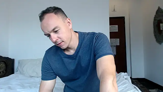 Snapshot of heilgarbest chatting on 07/12/26, 10:17 heilgarbest online show from 07/12/26, 10:17