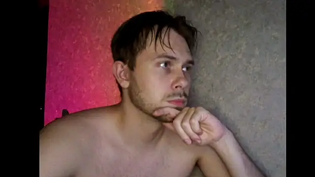 Snapshot of mike_peach chatting on 11/08/25, 12:33 mike peach online show from 11/08/25, 12:33