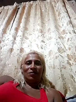 Goodgirlsue 77 online show from 03/03/25, 09:59