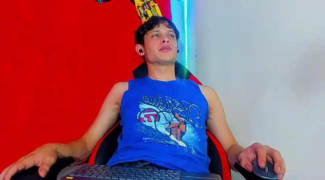 LilOwen  online show from 03/05/25, 04:34