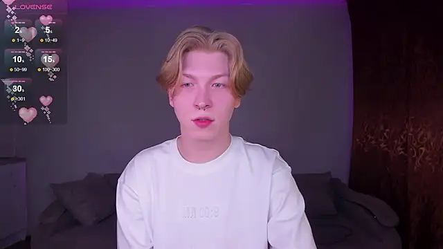 Snapshot of TheMikeSever chatting on 02/17/26, 12:29 TheMikeSever online show from 02/17/26, 12:29