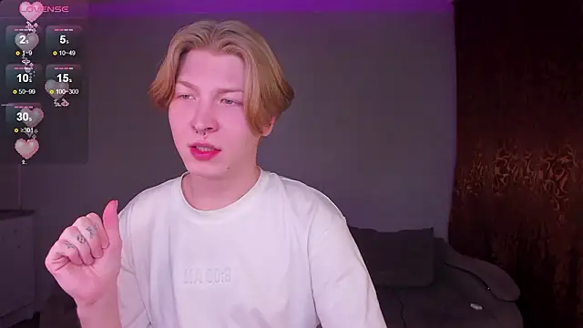 Snapshot of TheMikeSever chatting on 02/27/26, 06:08 TheMikeSever online show from 02/27/26, 06:08