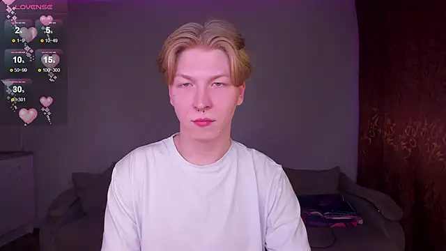 Snapshot of TheMikeSever chatting on 03/16/26, 11:58 TheMikeSever online show from 03/16/26, 11:58