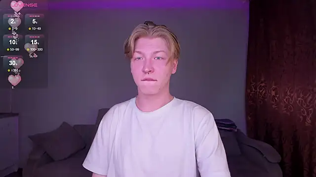 Snapshot of TheMikeSever chatting on 03/23/26, 12:20 TheMikeSever online show from 03/23/26, 12:20