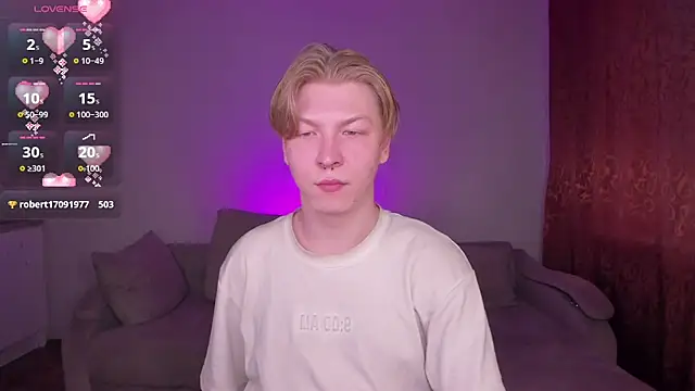 Snapshot of TheMikeSever chatting on 04/12/26, 12:59 TheMikeSever online show from 04/12/26, 12:59