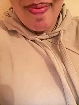 Snapshot of Samarr_9and chatting on 01/27/25, 11:43 Samarr 9and online show from 01/27/25, 11:43