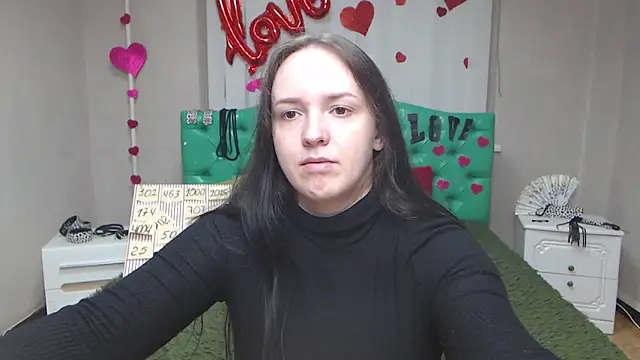 Snapshot of IsabelBlackberry chatting on 10/13/25, 05:18 IsabelBlackberry online show from 10/13/25, 05:18