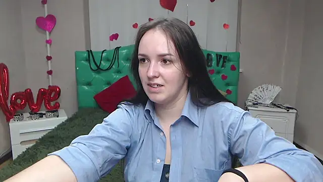 Snapshot of IsabelBlackberry chatting on 11/24/25, 06:24 IsabelBlackberry online show from 11/24/25, 06:24