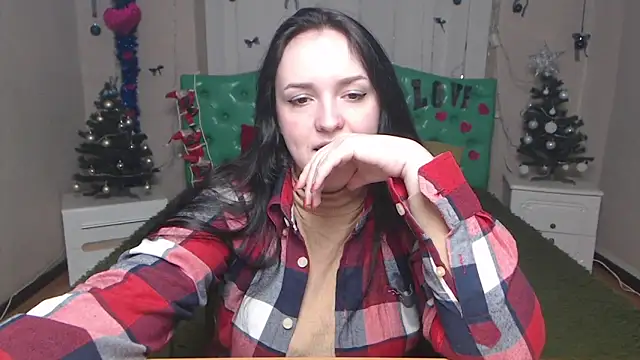 Snapshot of IsabelBlackberry chatting on 12/21/25, 06:09 IsabelBlackberry online show from 12/21/25, 06:09