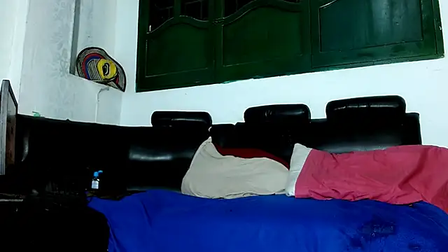 Snapshot of Deleon1995 chatting on 01/31/25, 05:51 Deleon1995 online show from 01/31/25, 05:51