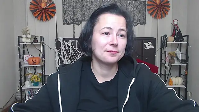 MarieSho online show from 10/27/25, 07:12