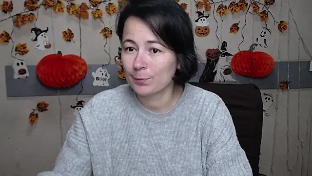 MarieSho online show from 10/28/25, 07:23