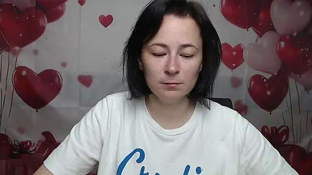 Snapshot of MarieSho chatting on 05/26/26, 07:15 MarieSho online show from 05/26/26, 07:15
