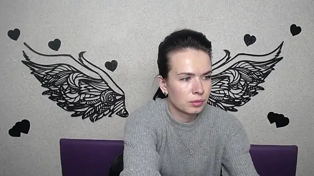 JasmineKouch online show from 09/25/25, 05:27