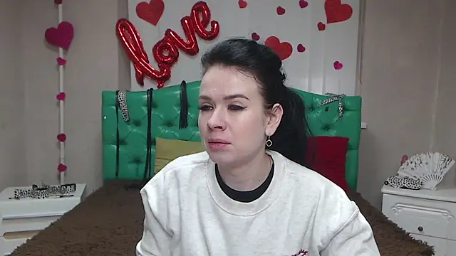 JasmineKouch online show from 02/06/26, 09:23