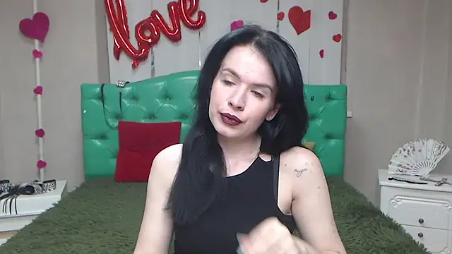 Snapshot of JasmineKouch chatting on 05/06/26, 05:29 JasmineKouch online show from 05/06/26, 05:29