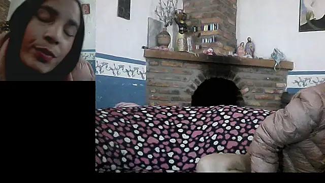 Snapshot of parejachild chatting on 06/23/26, 09:02 parejachild online show from 06/23/26, 09:02