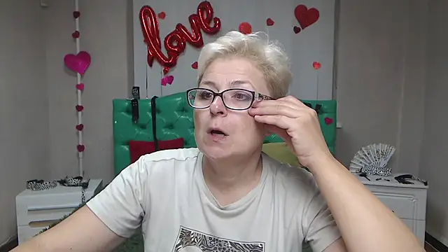 EmiliaGree online show from 09/14/25, 05:01