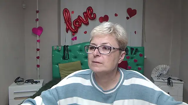 EmiliaGree online show from 10/07/25, 05:10