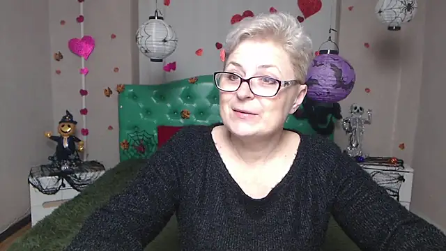 EmiliaGree online show from 11/14/25, 06:06