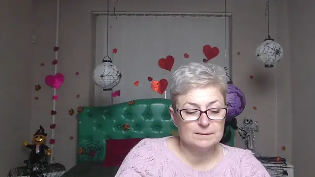 EmiliaGree online show from 11/15/25, 06:04