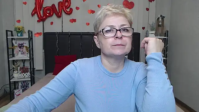 Snapshot of EmiliaGree chatting on 02/03/26, 06:24 EmiliaGree online show from 02/03/26, 06:24