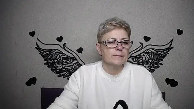 Snapshot of EmiliaGree chatting on 03/22/26, 06:00 EmiliaGree online show from 03/22/26, 06:00