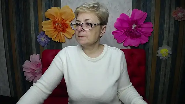 Snapshot of EmiliaGree chatting on 04/11/26, 05:06 EmiliaGree online show from 04/11/26, 05:06