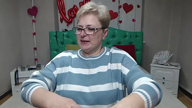 EmiliaGree online show from 04/12/26, 05:07
