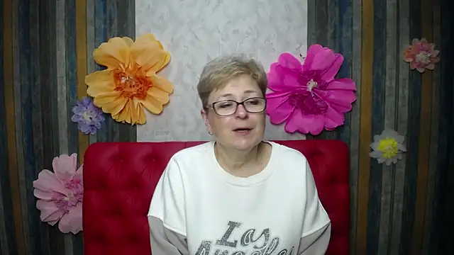 Snapshot of EmiliaGree chatting on 05/01/26, 05:06 EmiliaGree online show from 05/01/26, 05:06