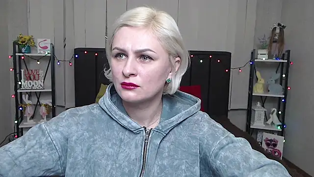 OliviaHorst online show from 01/22/25, 03:07