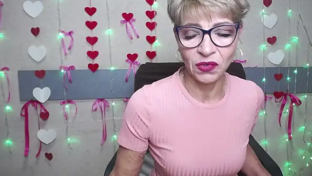 EllaBonito online show from 02/07/25, 06:45