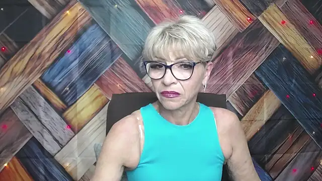 EllaBonito online show from 09/17/25, 05:20