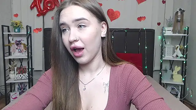 LauraHlot online show from 02/03/26, 06:22