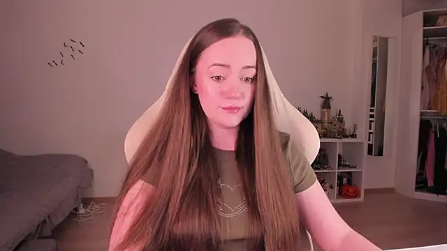 WalkingGirl online show from 12/01/25, 06:46