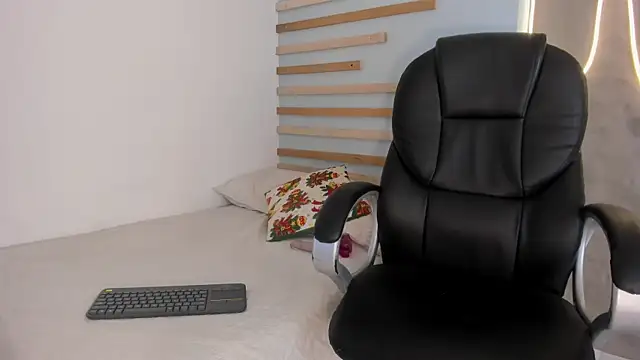 Snapshot of Sofia__rivera chatting on 12/16/24, 08:05 Sofia rivera online show from 12/16/24, 08:05