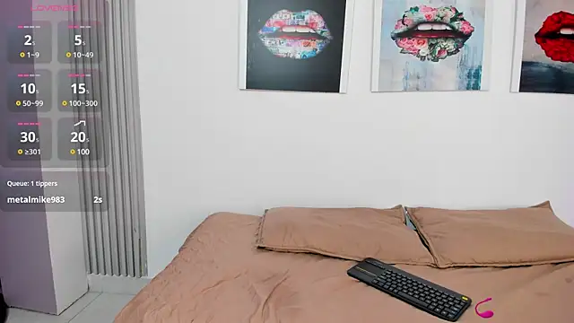 Snapshot of Sofia__rivera chatting on 12/30/24, 08:15 Sofia rivera online show from 12/30/24, 08:15