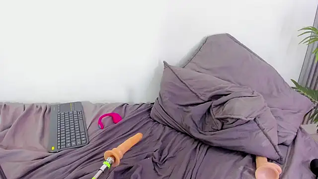 Snapshot of Sofia__rivera chatting on 02/23/25, 07:17 Sofia rivera online show from 02/23/25, 07:17