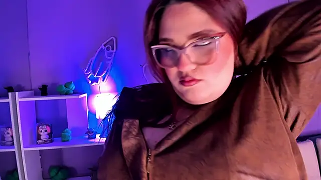 Camiila Osorio online show from 11/26/25, 07:26