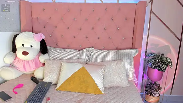 foxxxmegan online show from 02/20/25, 02:02